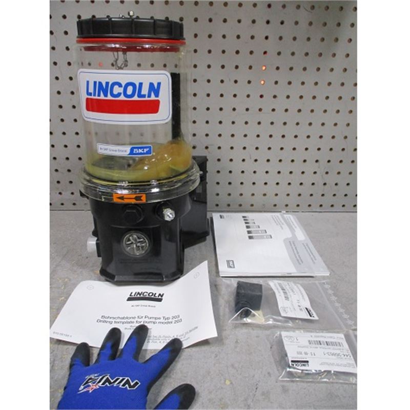 LINCOLN SKF P203 24VDC LUBRICATION PUMP Maxx Liquidation Marketplace