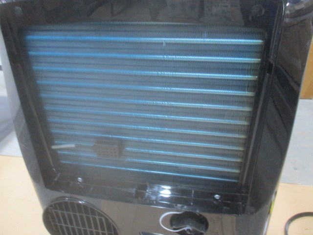 DE LONGHI PORTABLE AIR CONDITIONER Maxx Liquidation Marketplace