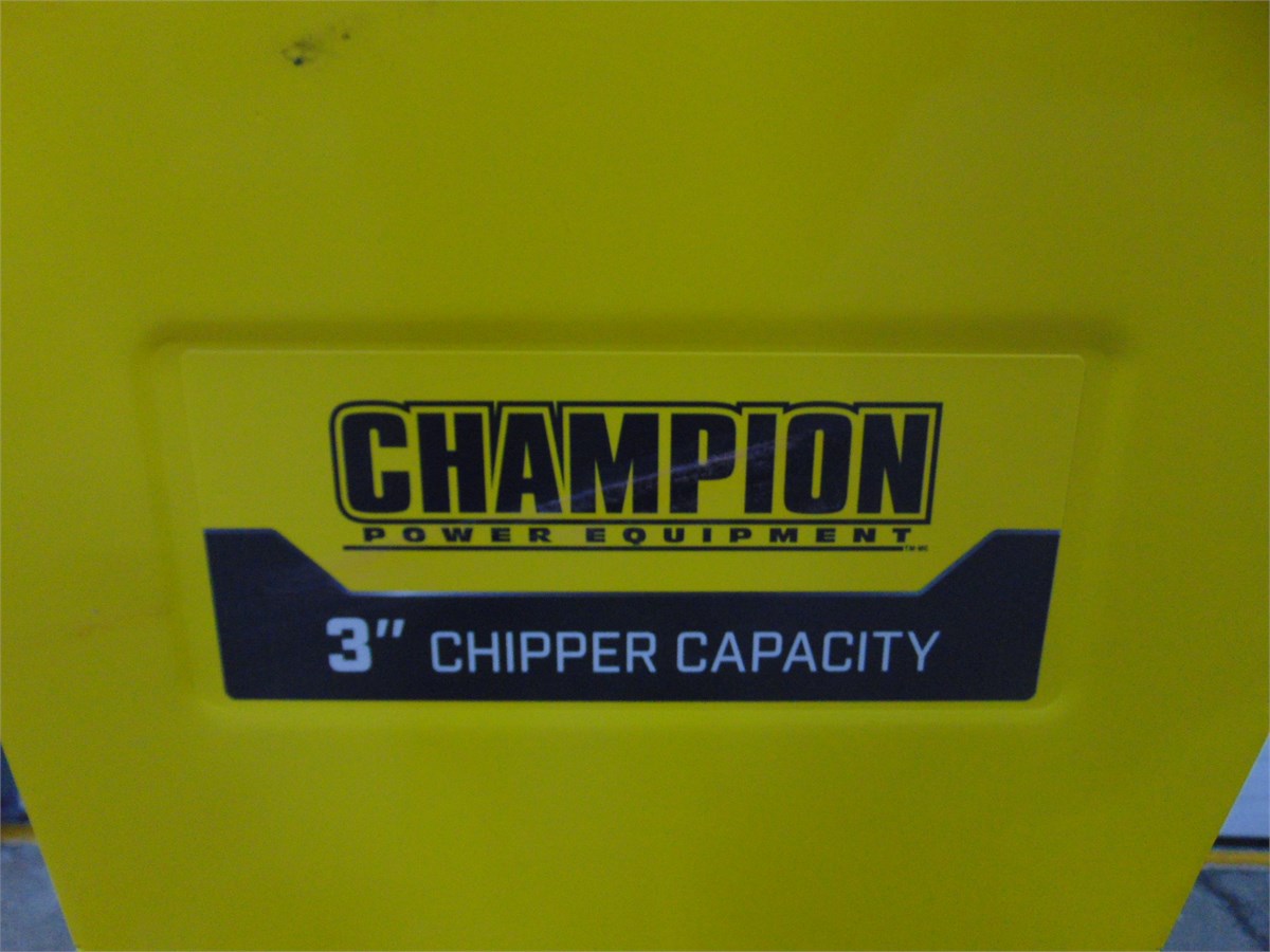 CHAMPION GAS POWERED UPRIGHT WOOD CHIPPER | Maxx Liquidation 
