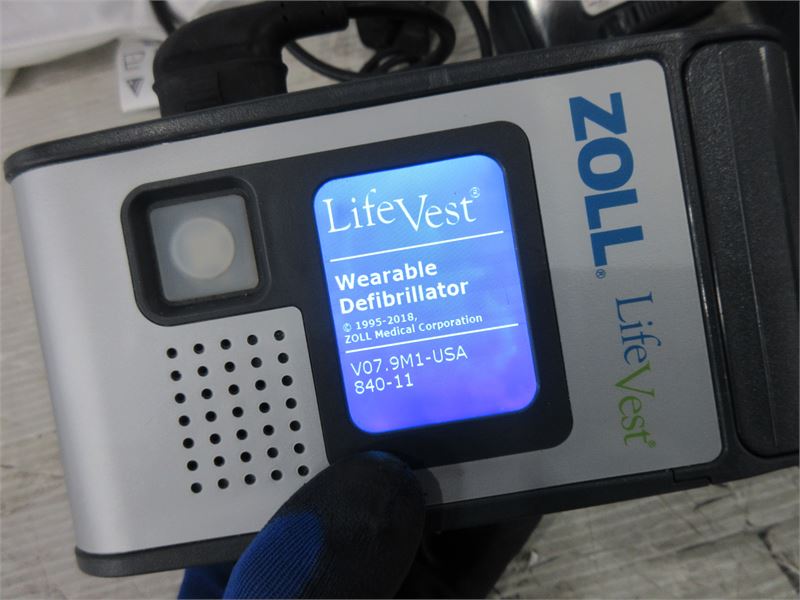 How Does A Zoll Life Vest Work at Agnes Phillips blog