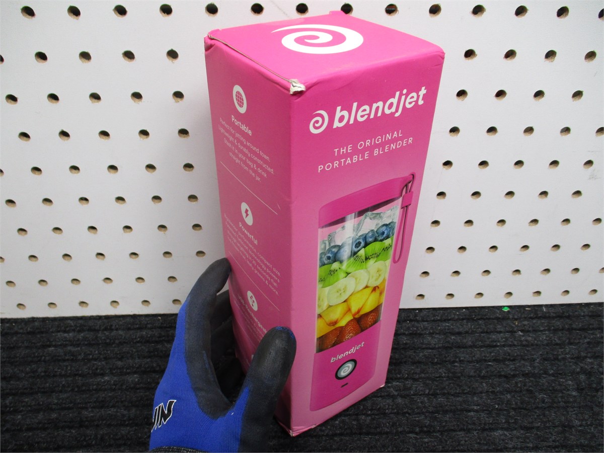 Blend Jet Hot Pink Portable Blender