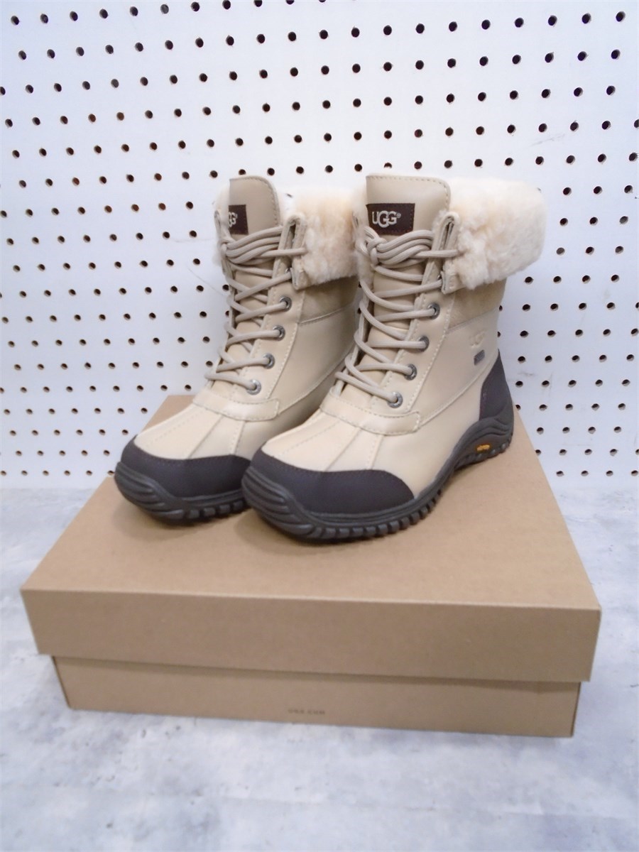 UGG WINTER BOOTS WOMEN S 6.5 Maxx Liquidation Marketplace