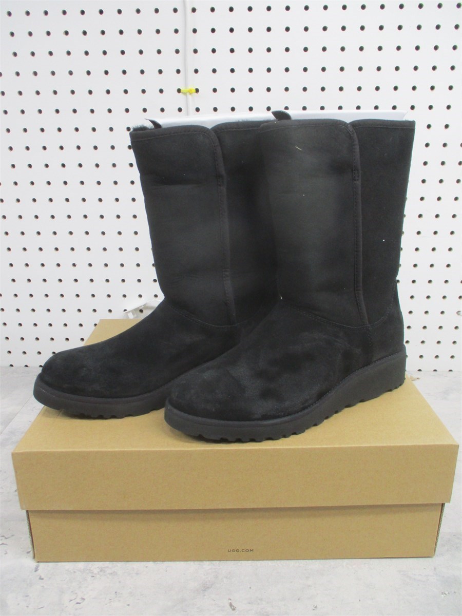 Ugg hot sale amie 8.5