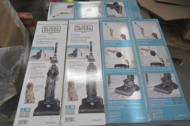 Black+decker Upright Vacuum Cleaner - BDFSE201