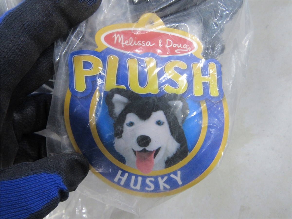 MELISSA & DOUG GIANT SIBERIAN HUSKY PLUSH DOG | Maxx Liquidation Solutions