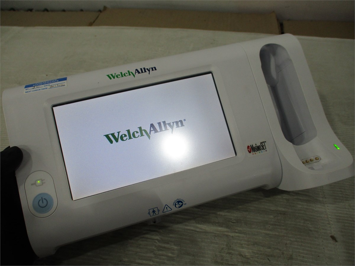 Welch Allyn Connex Spot Monitor with SureBP Non-invasive Blood Pressure, Masimo SpO2, Braun Ther 74me-b