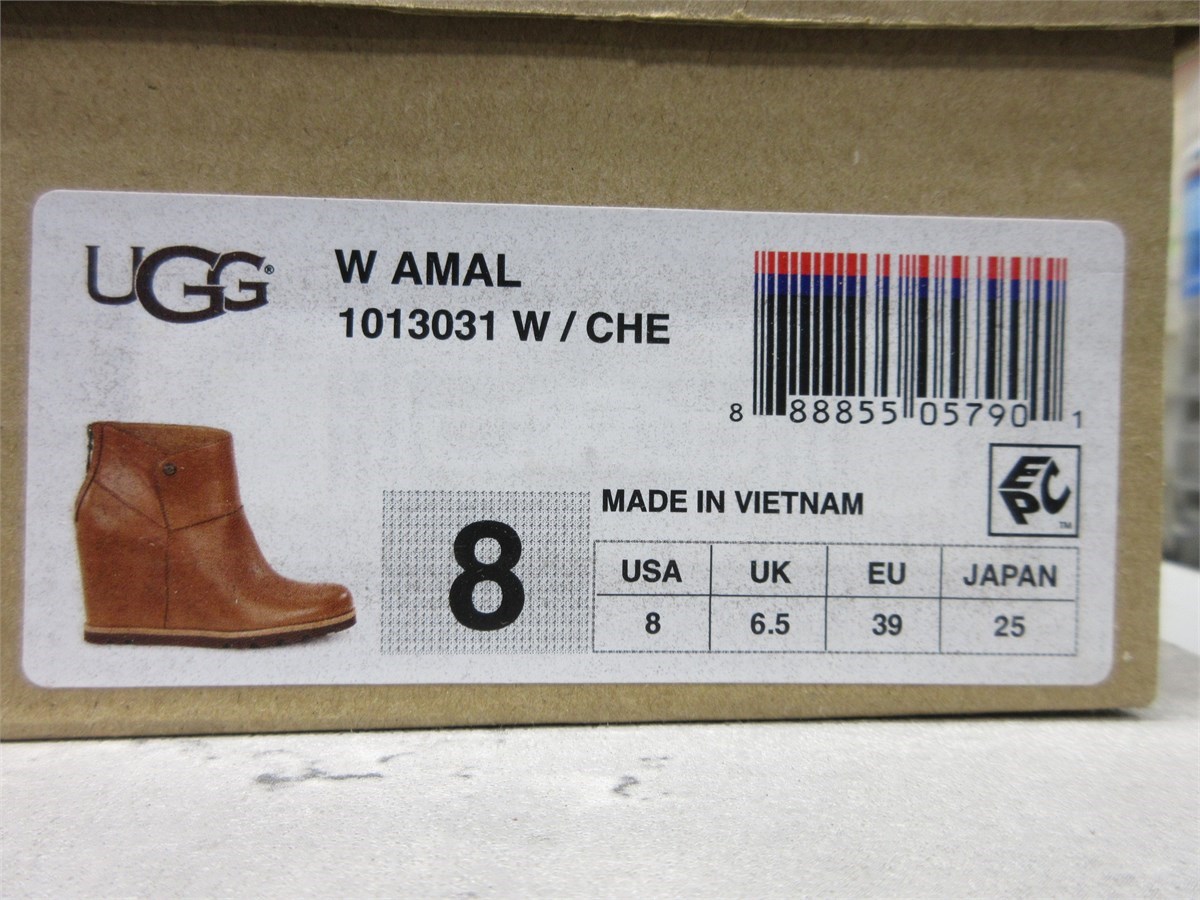 Ugg amal shop wedge boot